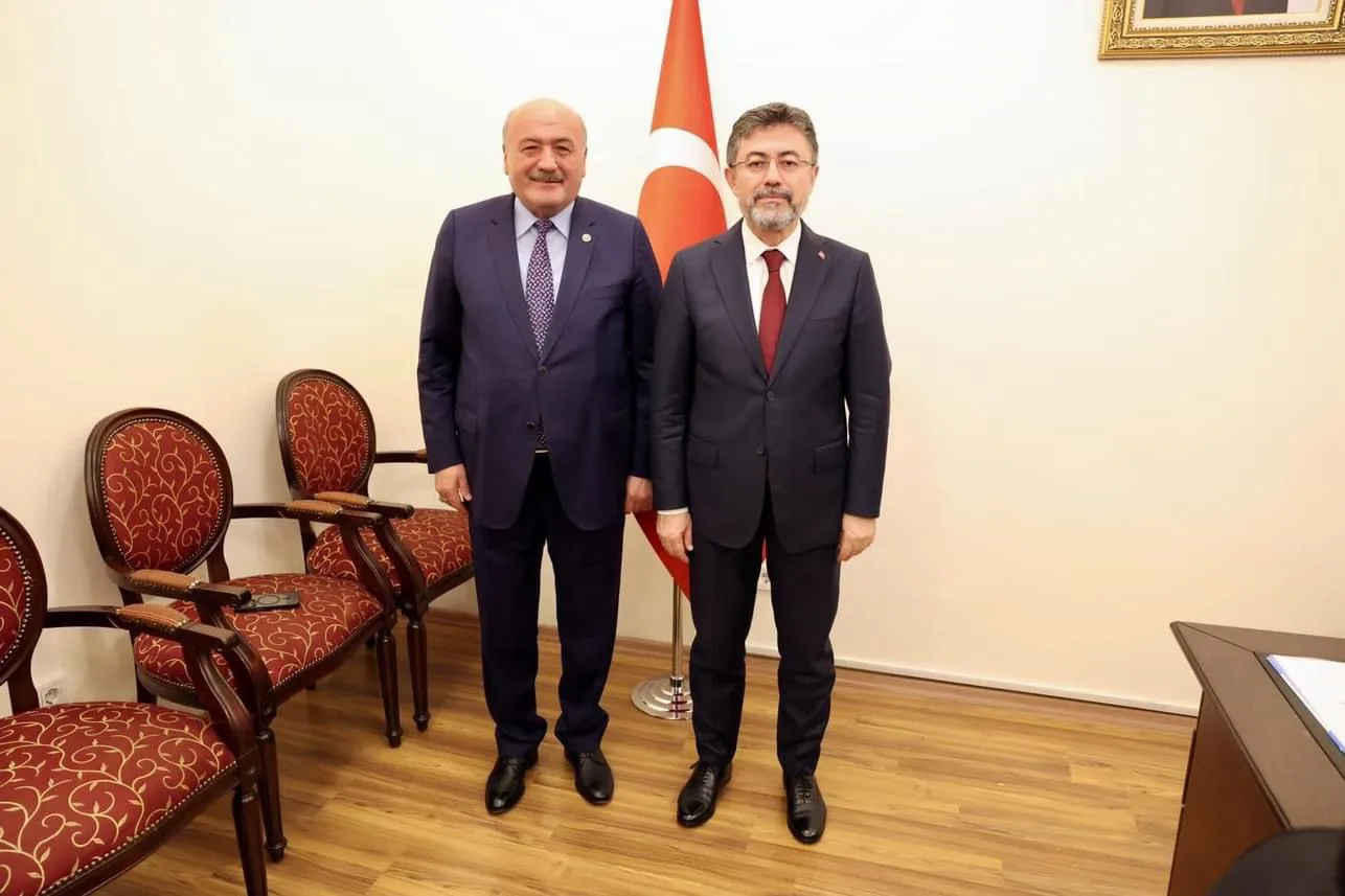 AK Parti Erzincan Milletvekili Süleyman Karaman, Tarım Bakanı İbrahim Yumaklı’yı makamında ziyaret etti