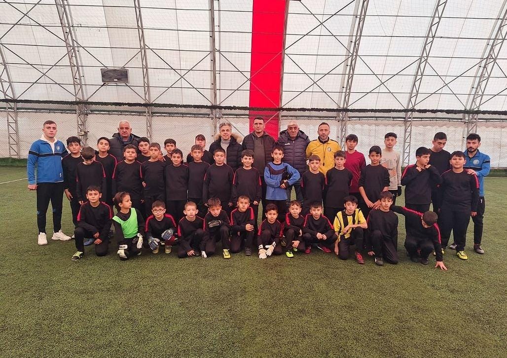 Başhekim Kuyrukluyıldız 24Sağlıkspor Futbol akademisini ziyaret etti